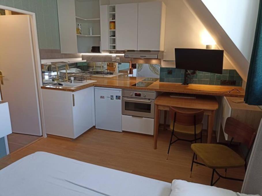 Appartement, Place Morny. Довил Екстериор снимка